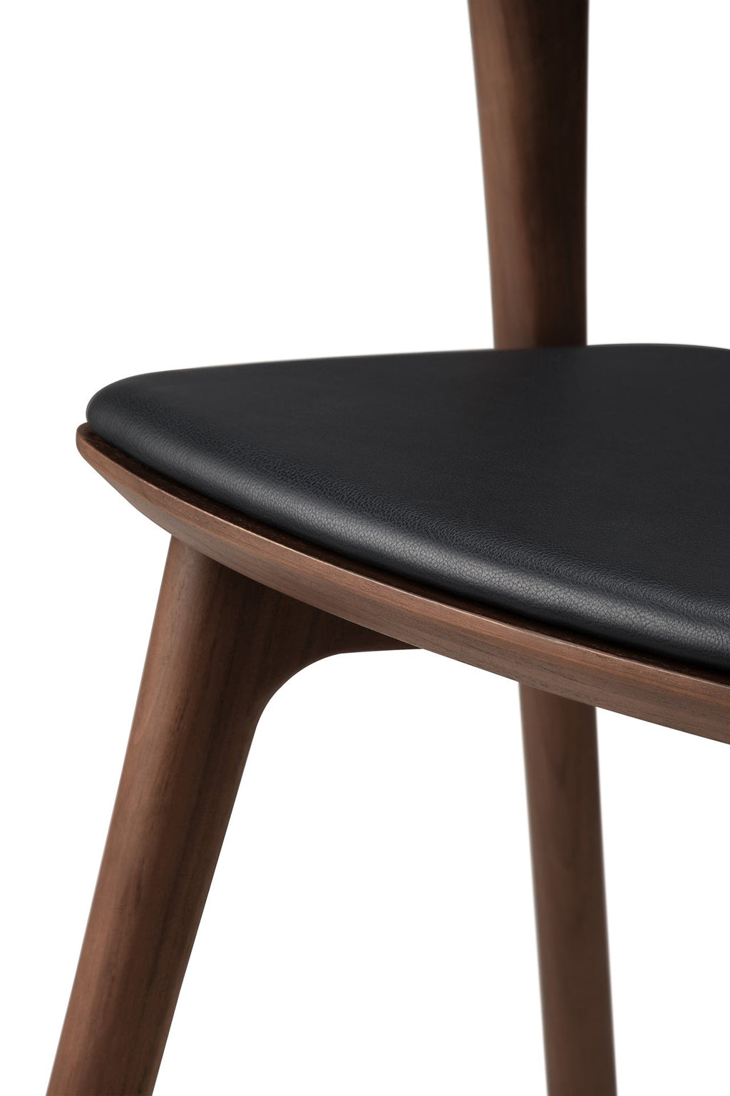 Chaise de salle à manger sculpturale en teck et cuir avec silhouette inspirée de la corne pour les salles à manger