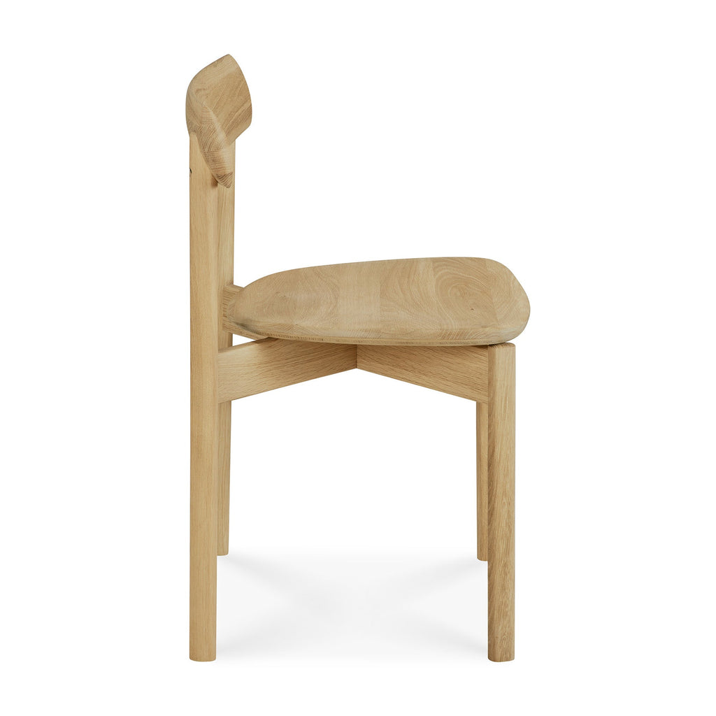 Chaise de salle à manger moderne en chêne massif avec dossier ergonomique incurvé pour salles à manger