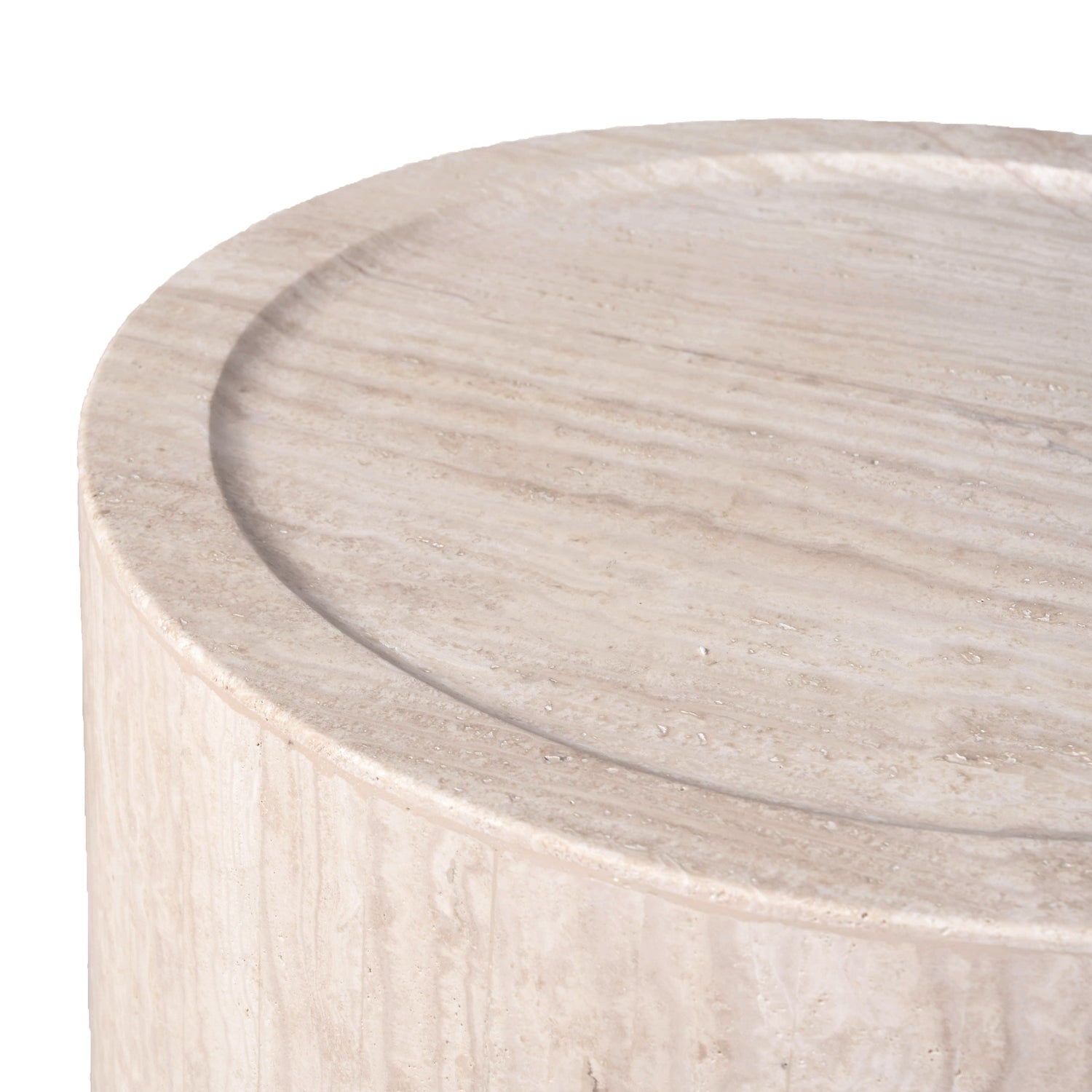 Table d'appoint discrète en travertin massif avec surface à variation naturelle pour salons et chambres à coucher