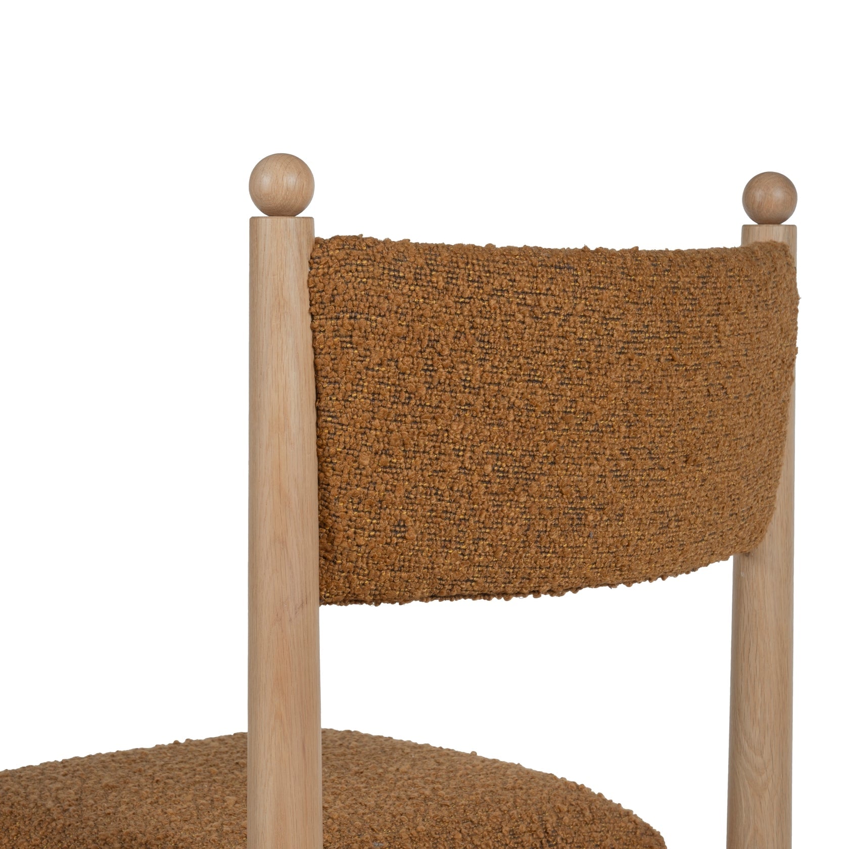 Chaise de salle à manger contemporaine en chêne et bouclette avec palette sculpturale effet marbre pour salles à manger