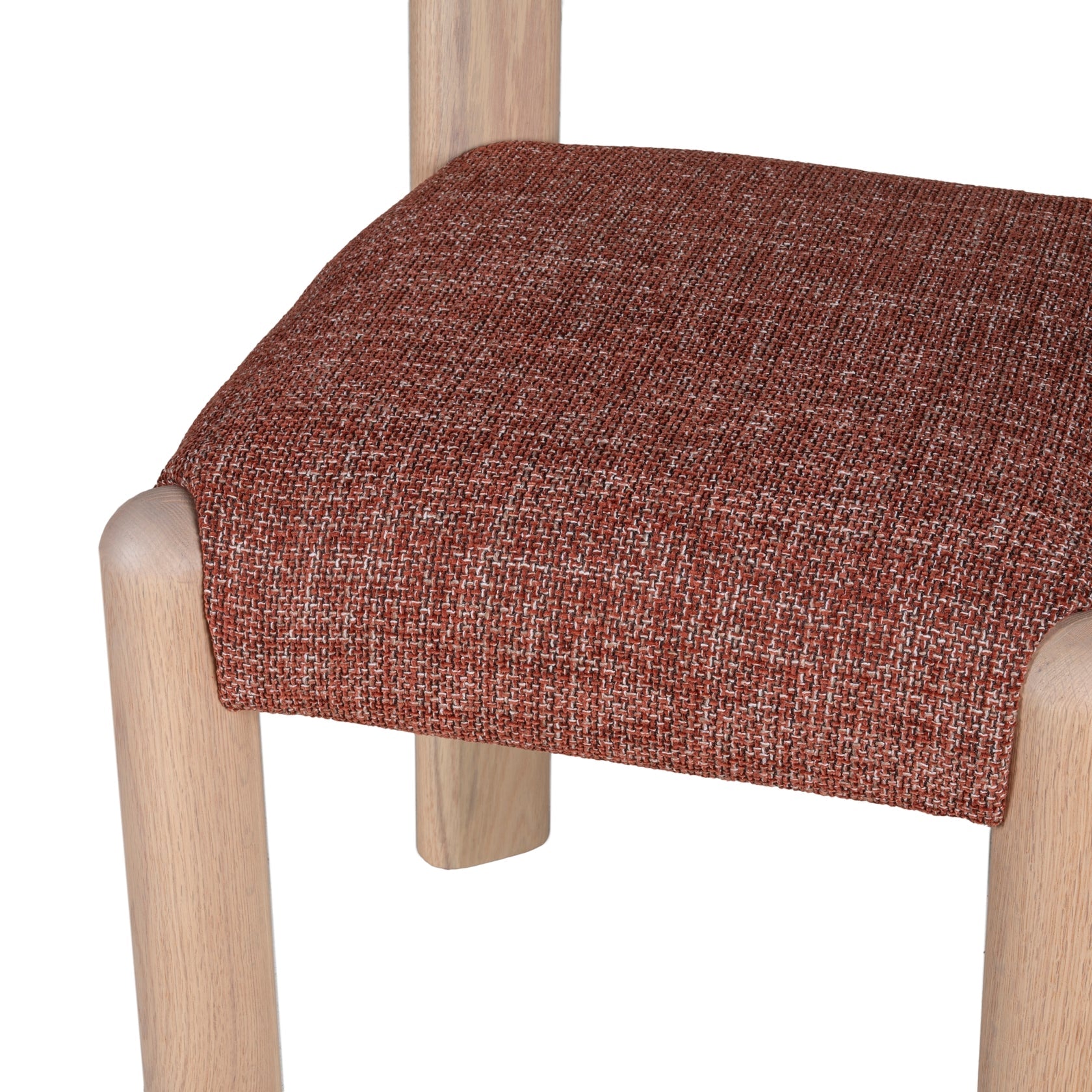 Chaise de salle à manger en bois rembourrée et décontractée avec assise légèrement incurvée pour les salles à manger de tous les jours
