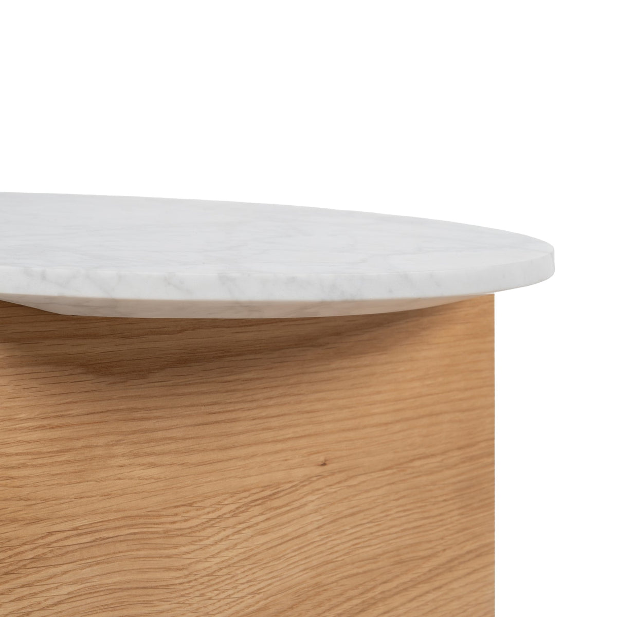 Table d'appoint contemporaine en marbre et bois à piètement en T, avec panneau fuselé pour les salons et les chambres
