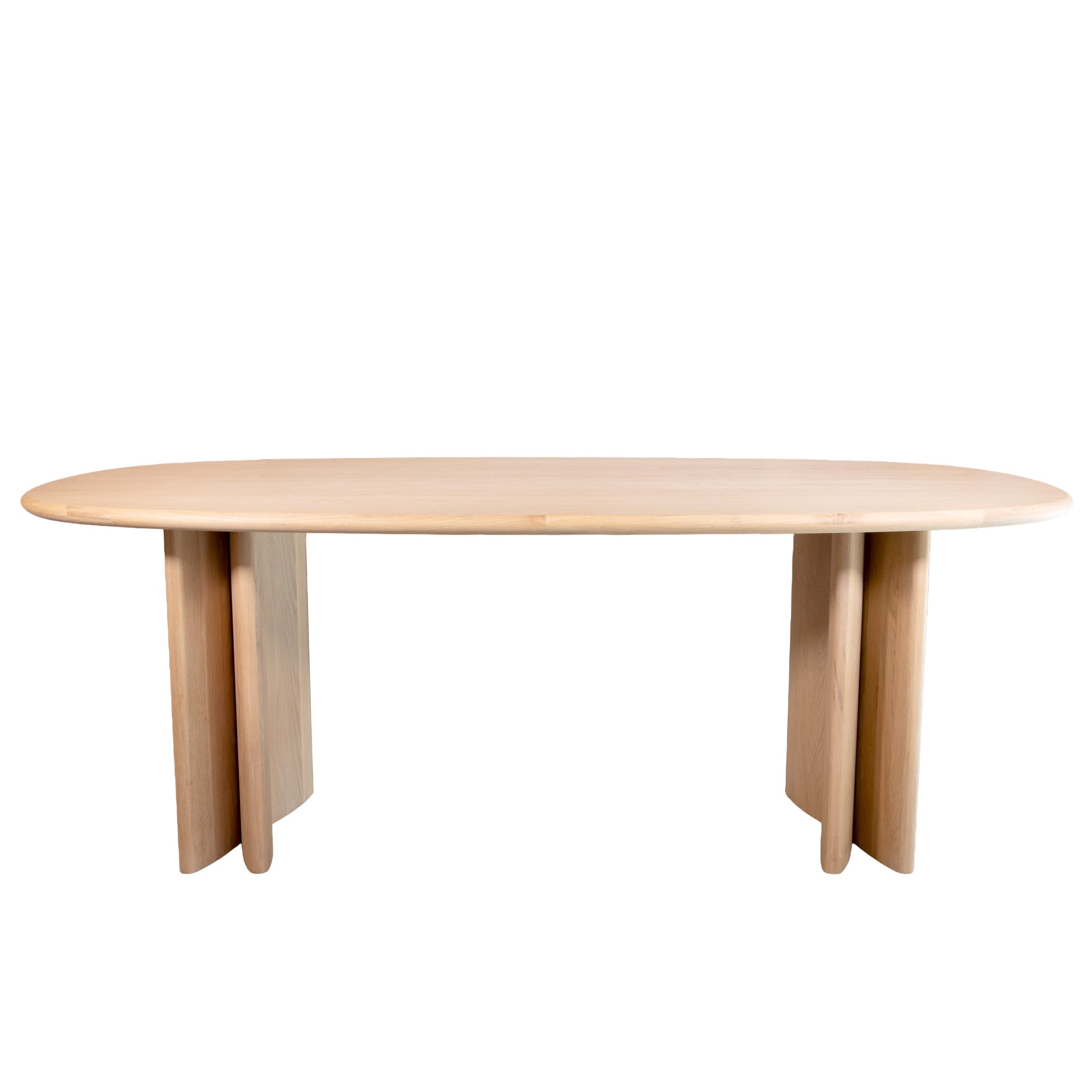 Table à manger moderne en chêne massif avec un cadre élégant et minimaliste pour salles à manger